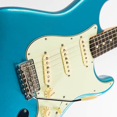 2016 Fender Stratocaster MIM Lake Placid Blue w/ Rosewood FB, OG Fender Gigbag image 4