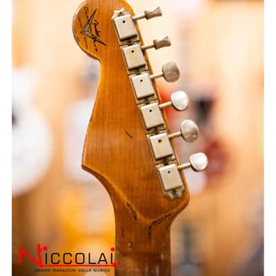 Fender Custom Limited Edition Roasted '60s Stratocaster Super Heavy Relic Aged Lake Placid Blue 3 Color Sunburst image 22