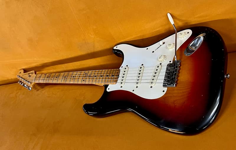Fender Stratocaster with Old & Original Maple Neck 1959 - Sunburst Very Old Refin image 1