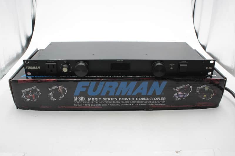 Furman M-8Dx Merit Series 15A Power Conditioner with Voltmeter and Lights image 1