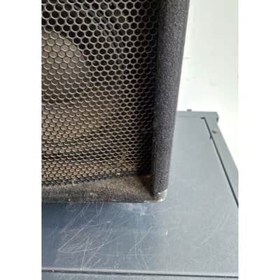 Line 6 Low Down 410 - Amplifier Cabs - Black - Good image 5
