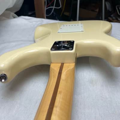 Fender American Standard Stratocaster Guitar with Lace Sensor pickups + Case 2005 - Buttercream or Honey Blonde or Yellow White / Maple neck image 24