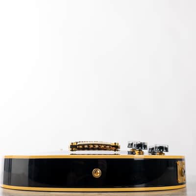 Gibson Les Paul Custom W/Carmelita Neck Ebony VOS GH, Ebony | Demo image 17