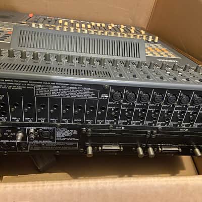 Yamaha O2R V2 Digital Mixing Recording Console + Peak Meter Bridge image 7