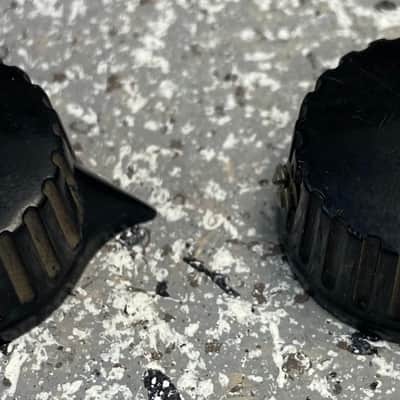 Romar Cup Cake / Chicken Head Knobs 1950's-60's • 2 Pcs image 2