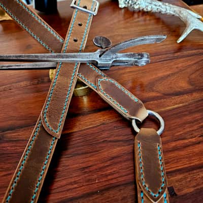 "Frodo" - Elegant hand stitched leather guitar strap with decorative ring image 16