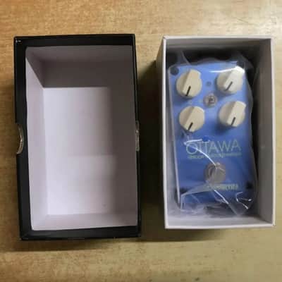 Carl Martin OTTWA オートワウ Carl Martin Ottawa Pedal blue | Reverb