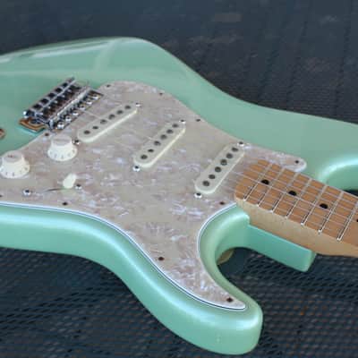 Fender Stratocaster 2018 FSR Sea Foam Pearl Eric Johnson w/ Case image 5