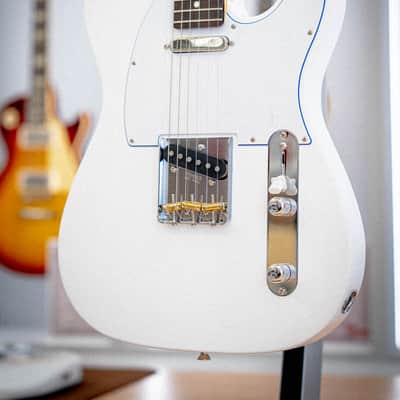 Fender Japan LTD HYBRID II TELE RW BLANC image 5