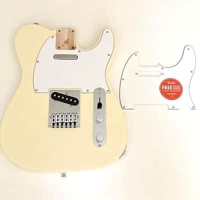 Squier Telecaster Body - Olympic White - extra pickguard image 2