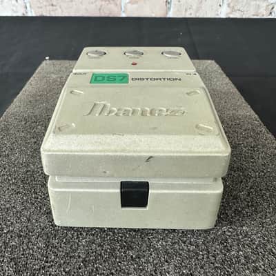 Ibanez DS7 Distortion 1999 - 2001 - Silver image 3