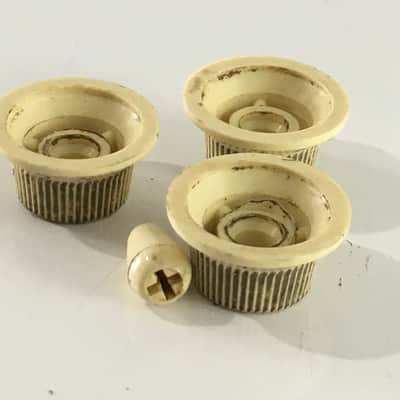 Three Aged White Relic Genuine Fender Knobs Strat Guitar Vintage Reissue 3 Spoke image 6
