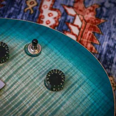 TOM ANDERSON USA Carved Top Bobcat "Bora Bora Burst + Rosewood" (2020) image 10
