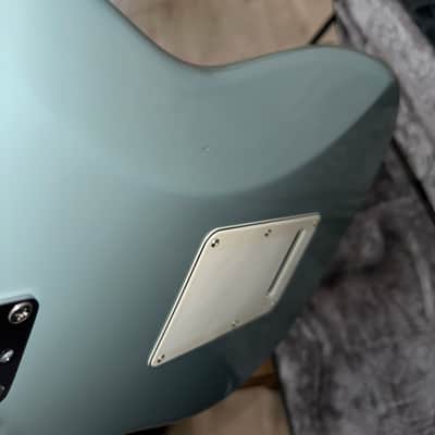 Fender American Professional Stratocaster with Maple Fretboard 2017 - 2019 - Sonic Grey image 5