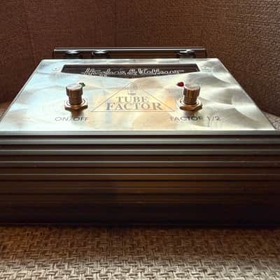 Hughes & Kettner Tube Factor 2000s - Silver image 3