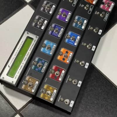 Fractal Audio Axe-FX II XL+ with Controller MFC 101 MARK III + ROAD READY CASE 2U + MFC 101 EXTENSION FOOTSWITCHFX UNITS RAC12 + image 9