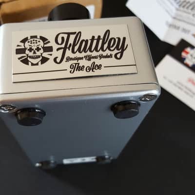 (MINT) Flattley Guitar Pedals The Ace Tone Boost Buffer Pedal - Silver image 10