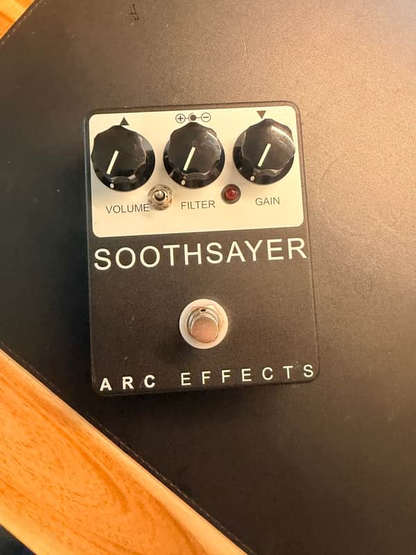 ARC Effects Soothsayer Distortion 2010s - Black image 1