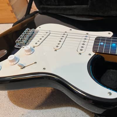 Vintage S-Style Greco SE380 Super Power 1958 replica made in Japan in '82. Almost like new. image 3