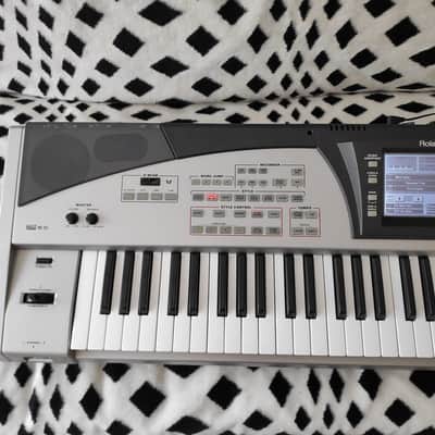 Roland  E60 image 6