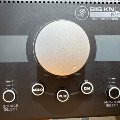 Mackie Big Knob Passive Monitor Controller 2017 - Present Black image 1