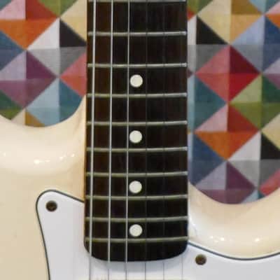 Squier Stratocaster 1984-87 - White image 4