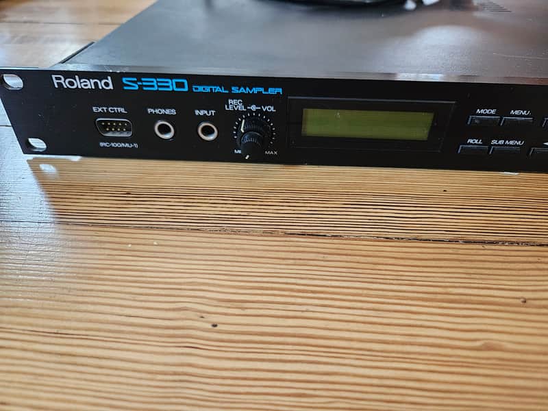 【美品】Roland S-330 ローランド デジタルサンプラー Yahoo!オークション -「roland s330」の落札相場・落札価格