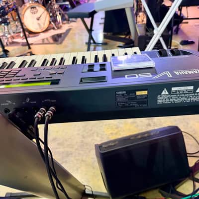 Yamaha Vintage V50 Synthesizer LIKE NEW image 15