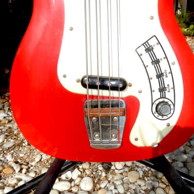 Vintage Hagstrom Futurama bass,1964,Sweden,all original,great thin neck,fast player, great tonality image 2