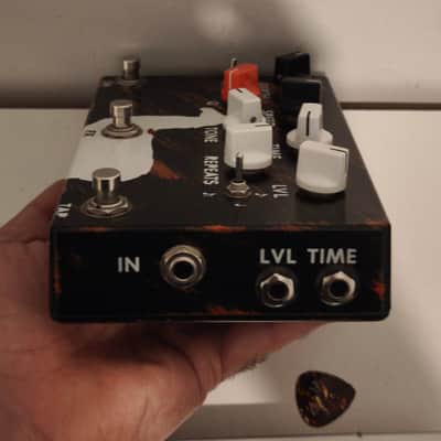 JAM Pedals Delay Llama Supreme 2010s - Hand Painted image 3
