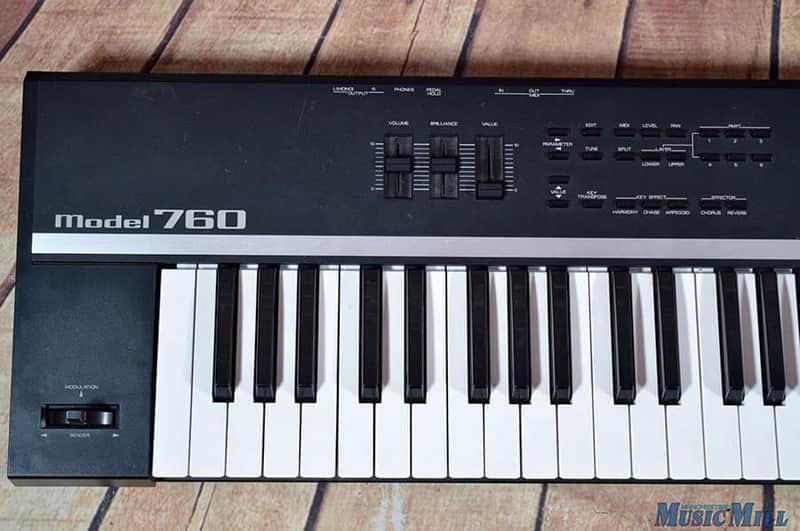 鍵盤楽器 Rhodes model 760 DEMO RHODES MODEL 760 SYNTHESIZER - YouTube