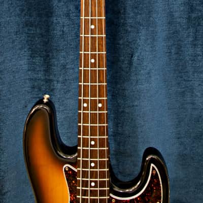 Fender American Vintage ‘62 Jazz Bass 1995 - Sunburst image 4