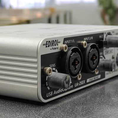 Roland Edirol USB Audio Capture UA-25EX Anondized Interface -Silver image 8