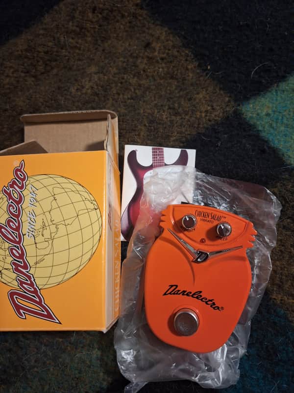 Danelectro Chicken salad vibrato