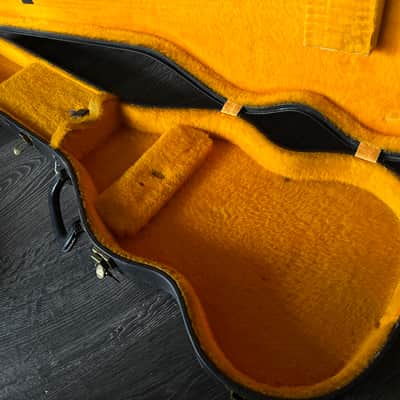 1965-69 Gibson SG Pebble Case with Marigold Lining Original Vintage image 5