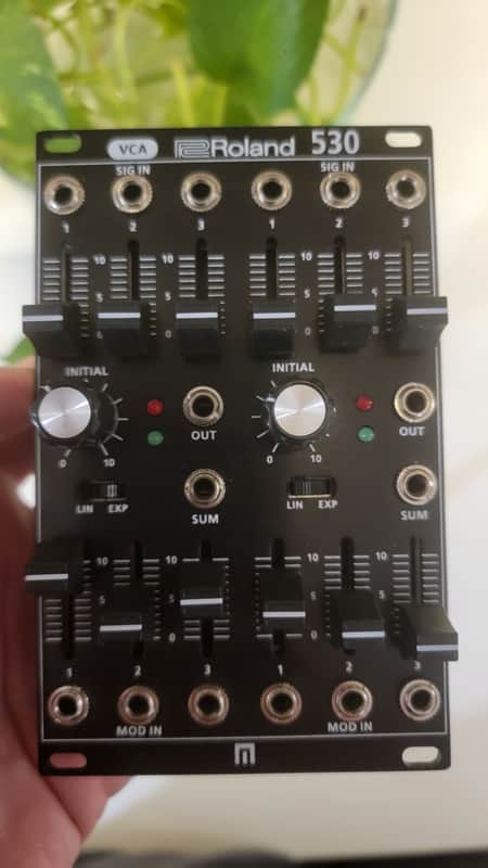 Roland System-500 530 Eurorack Dual VCA Module 2016 - Present - Black image 1