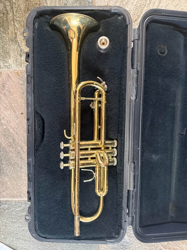 Bach TR300 Student Trumpet, USA image 1