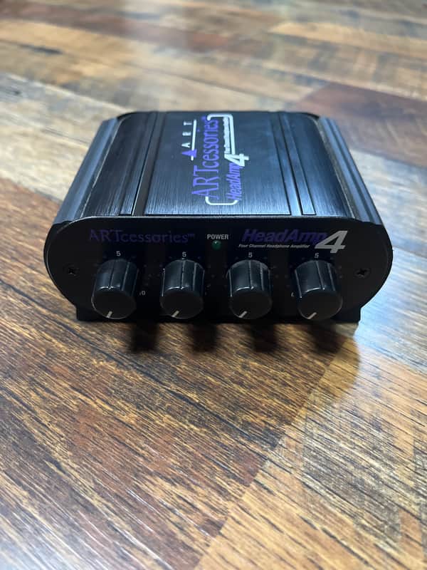ART Headamp 4 8 Output Stereo Headphone Amplifier