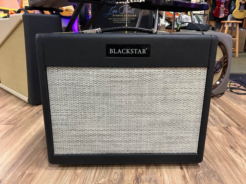 Blackstar St. James
