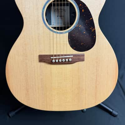 Martin 000-X2E Brazilian Auditorium Acoustic-Electric Guitar Natural w/ Gig Bag (009) image 2