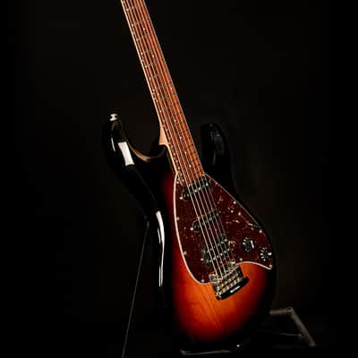 Music Man Silhouette Special image 7