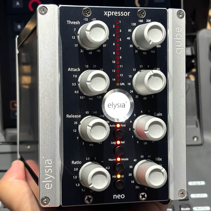 Elysia Xpressor Neo QUBE Stereo VCA Compressor