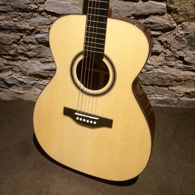 Simon & Patrick Showcase Rosewood Concert Hall w/Case image 2
