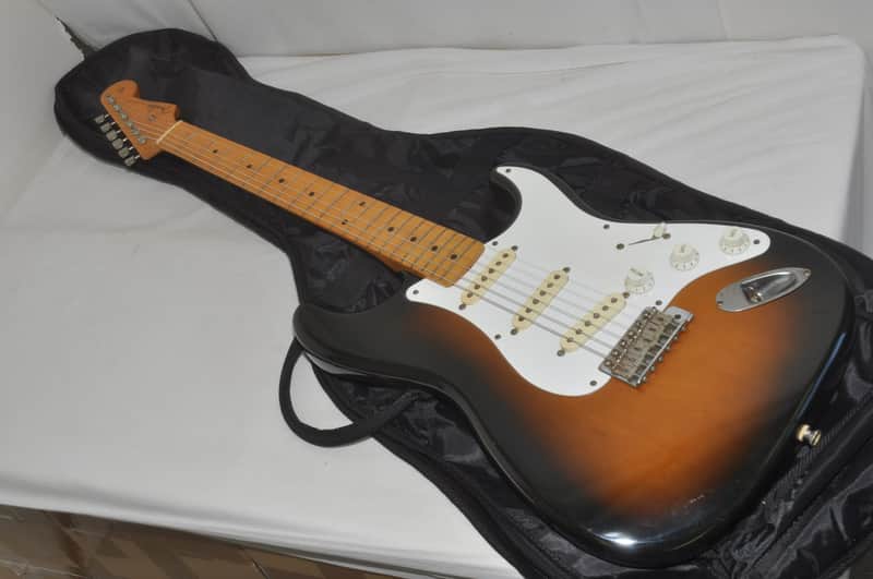 Fender Japan ST57(T)'57 Stratocaster 2-Tone Sunburst Electric Guitar Ref No 7481 image 1