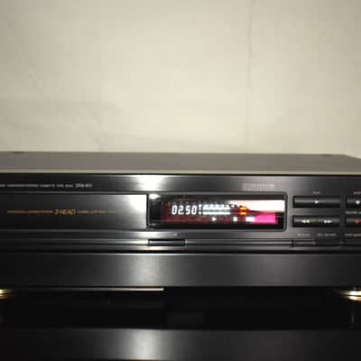 DENON DRS-810 3-Head, Closed Loop, Dual Capstan Dolby HX PRO B/C Cassette Deck Japan image 2