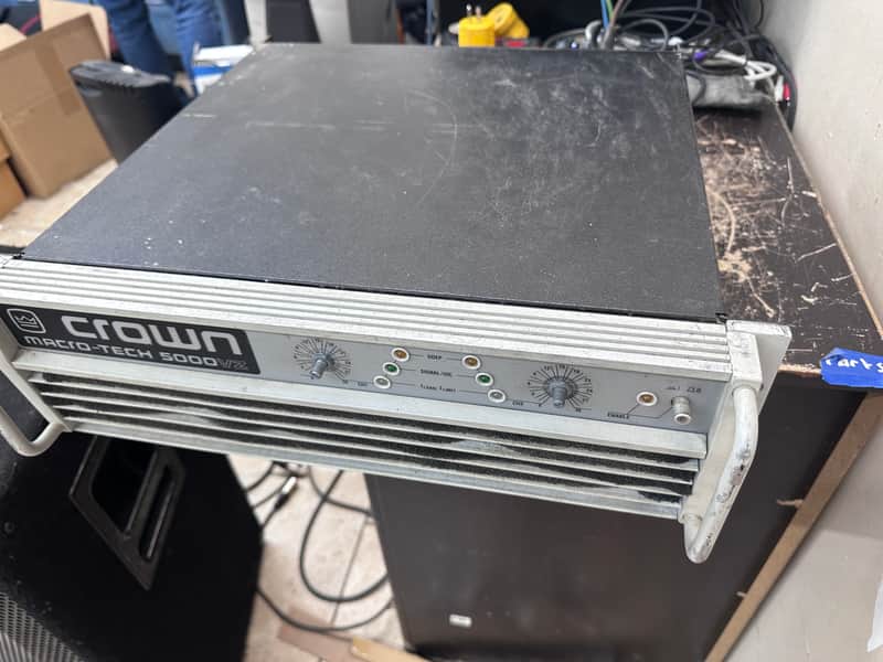Crown Macro-Tech 5000VZ 2 Channel Power Amplifier - Broken - PARTS ONLY (#6462) image 1