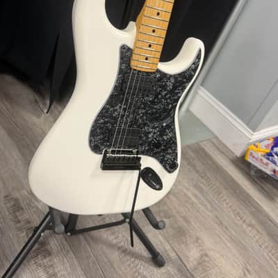 Fender Player Stratocaster HH White Bild 2
