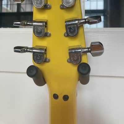 Hamer Vector 1981 Yellow V OHSC Tags image 18