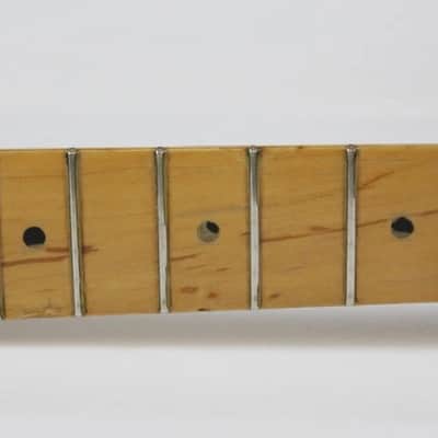 2002 Vintage Fender Stratocaster American Standard Maple Neck USA image 4