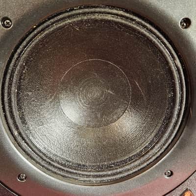 Behringer Truth B2031A 8.75" Powered Studio Monitor Pair w/ Upgraded B&C Neodymium Speakers image 9